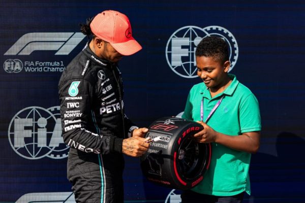 Hamilton rekordot döntött, az F1 csúcsot állított be a hungaroringi időmérőn
