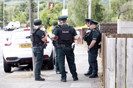 Élet+Stílus: Tévedésből kiküldték az összes észak-írországi rendőr adatait egy hivatalos levéllel együtt