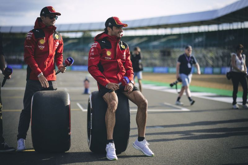 Leclerc és Sainz: Nincs probléma, eltúlozzák