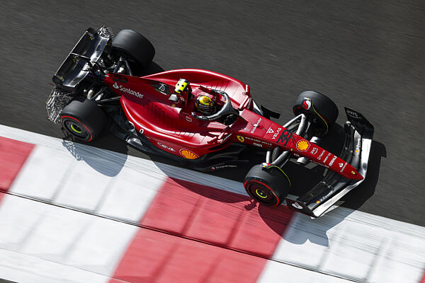 Őrült pletyka, speciális festés – a szerdai F1-es hírek