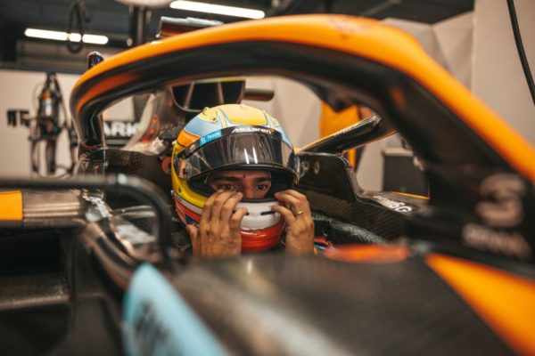 Palou kikosarazta a McLarent, visszalép a szerződéstől, a menedzsmentje sem érti