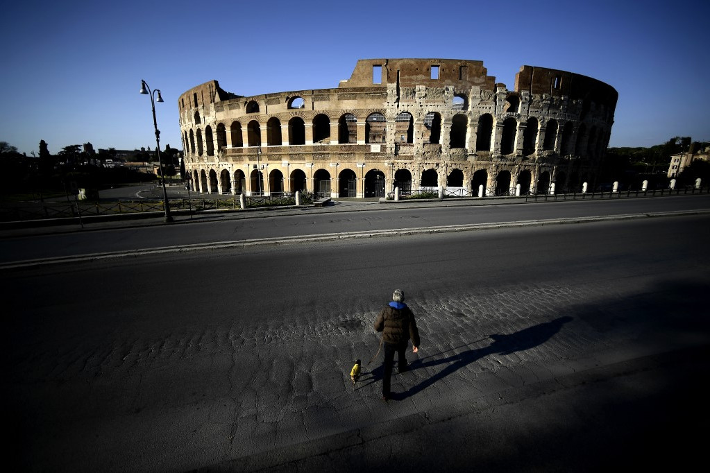 Rómában ingyenessé teszik a tömegközlekedést a tizenkilenc év alattiaknak