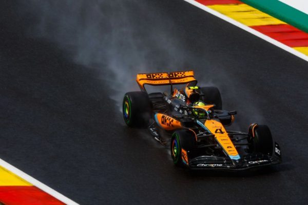 Verstappen és a Haas, hihetetlen Alonso – vasárnapi F1-es hírek