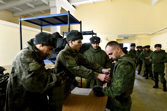 Világ: Elkezdtek hosszabb távon gondolkodni az oroszok, új katonai egységeket állítanak fel