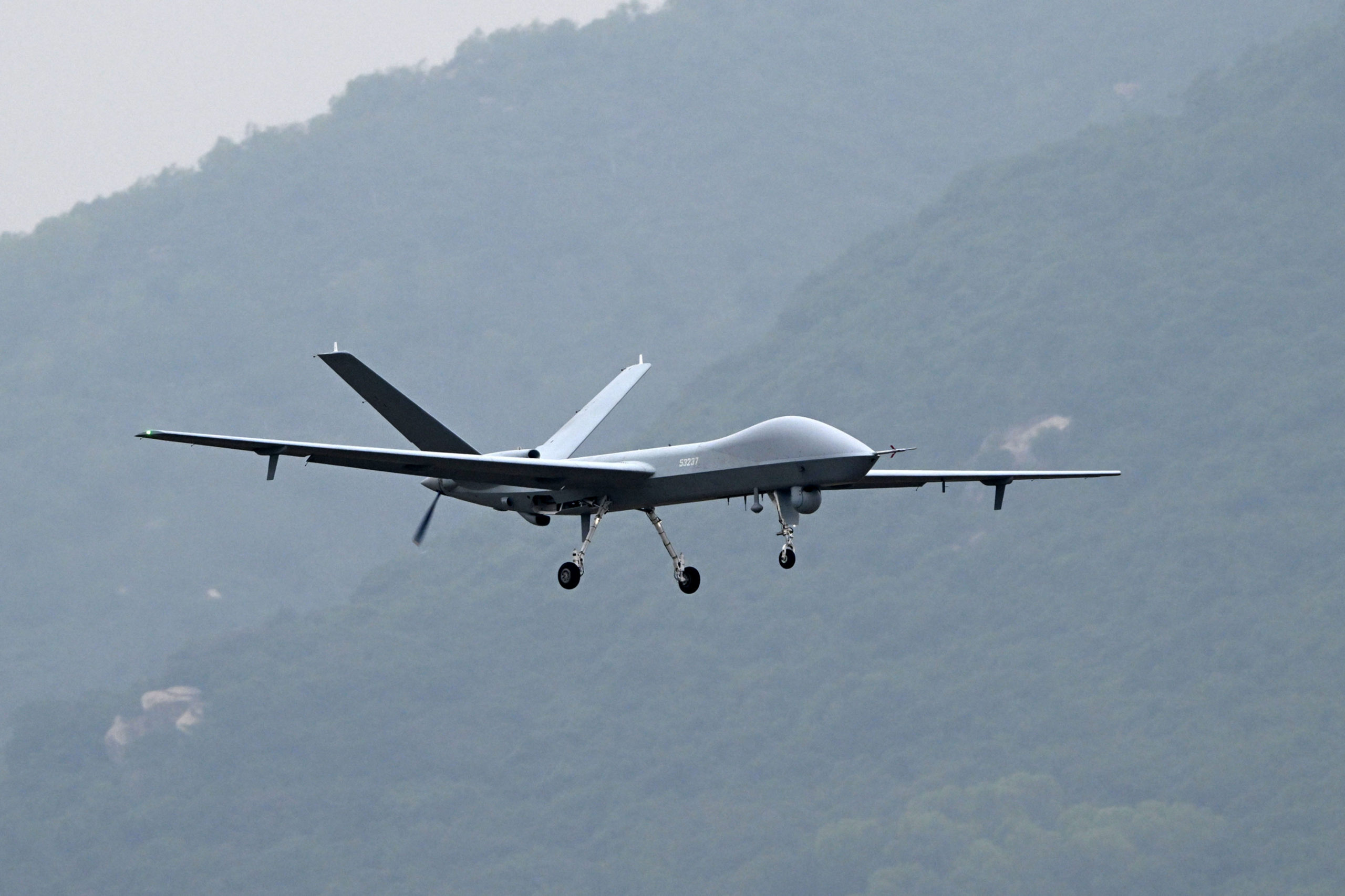 Dróntámadások elhárításáról számolt be az orosz védelmi tárca