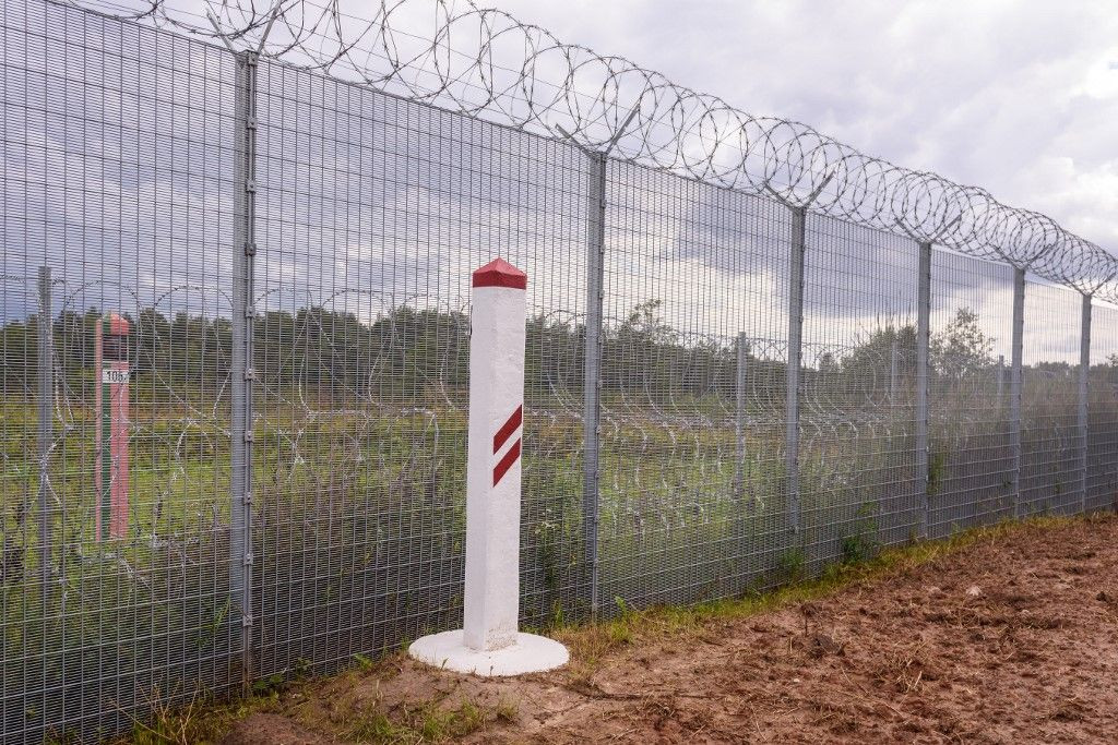 Észtország határőrkontingenst küld Lettországba