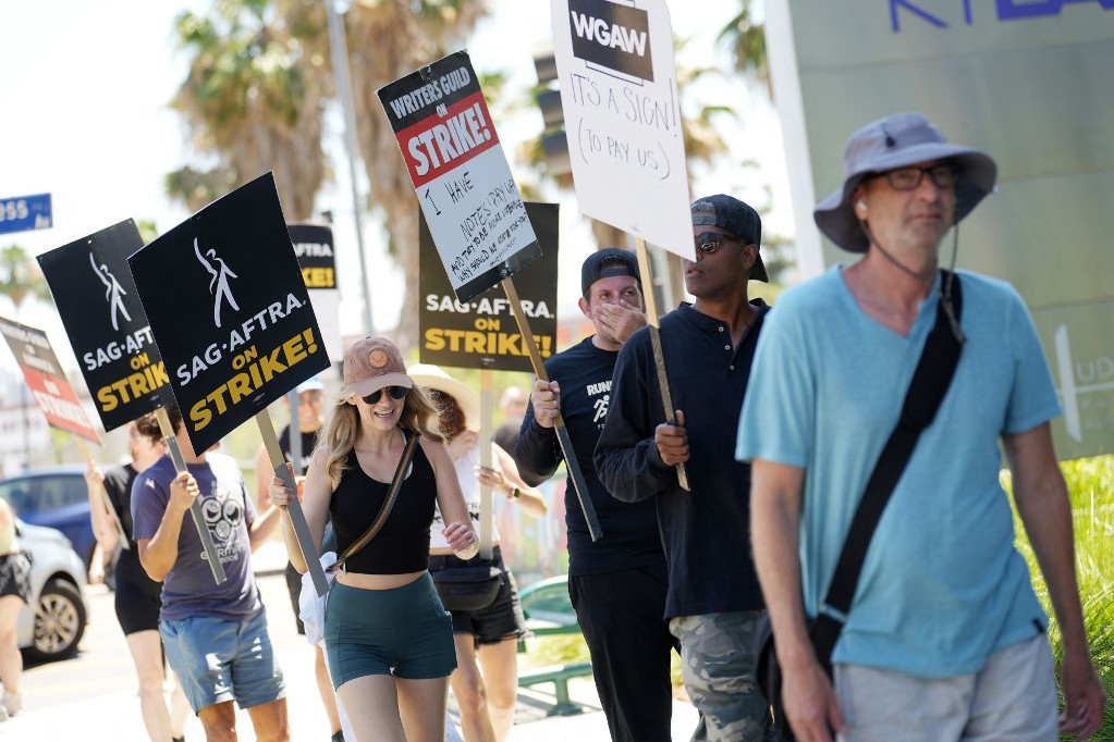 Hollywoodi sztrájk: Előzetes megállapodás született a stúdiók és az írók között