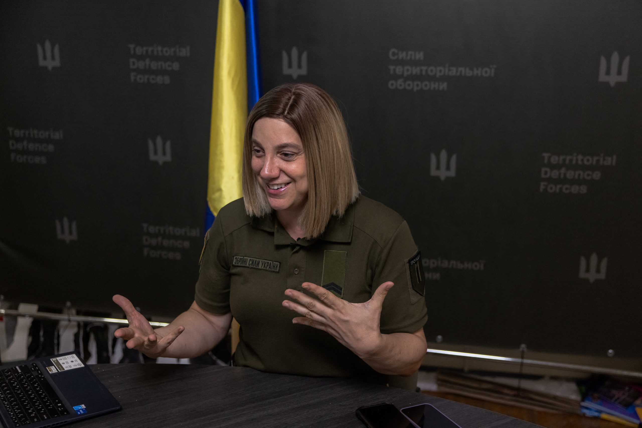 Kirúgták az ukrán fegyveres erők transz szóvivőjét