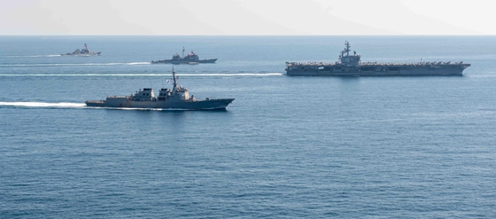 Világ: Amerikai-dél-koreai tengeri hadgyakorlat kezdődött Dél-Korea partjainál