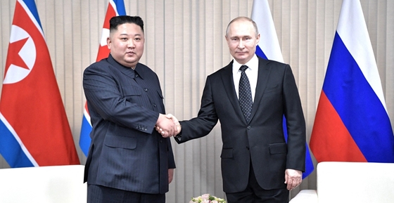 Világ: Személyesen tárgyalhat fegyverszállításról Putyin és Kim Dzsong Un