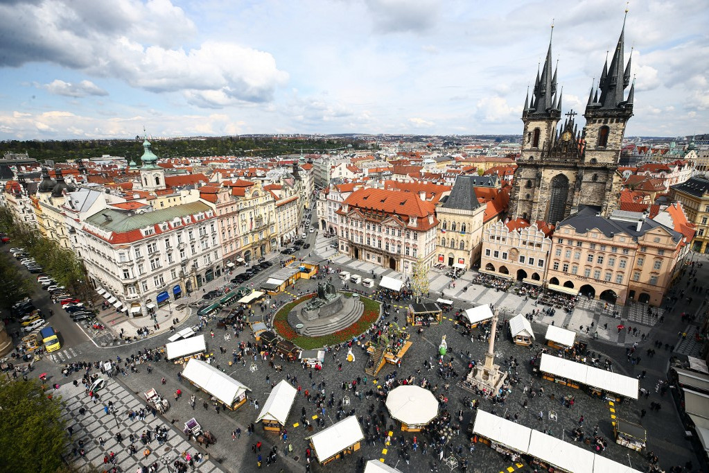 Cseh felmérés: A többség szerint meg kell védeni az ország szuverenitását