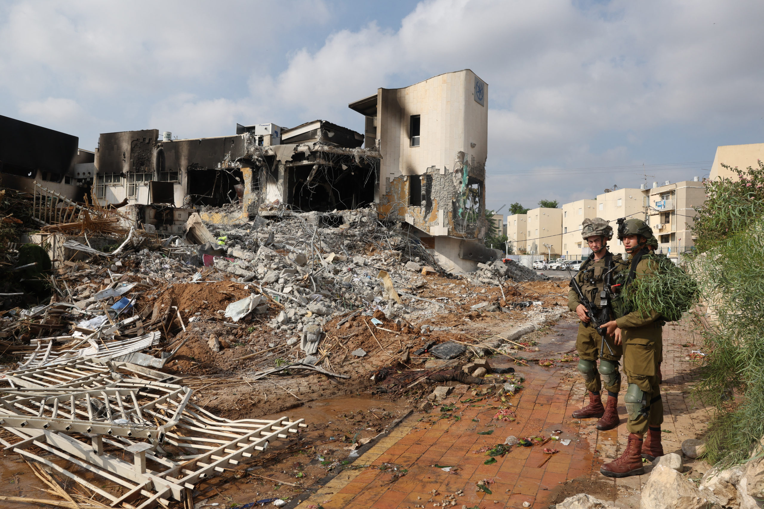 Sok külföldi életét vesztette vagy eltűnt a Hamász hétvégi támadása során