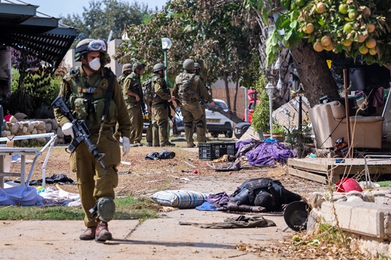 Világ: „Nem akarunk civileket célba venni” – állítja az izraeli hadsereg szóvivője