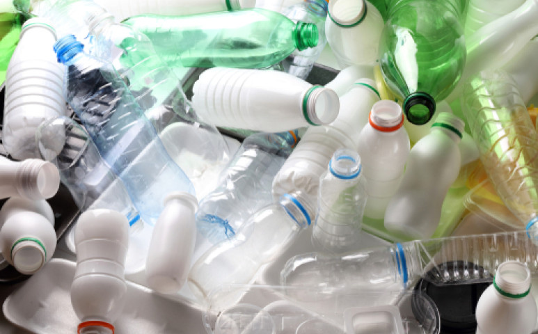 36 kg műanyag csomagolási hulladék az éves fejadagunk idehaza…