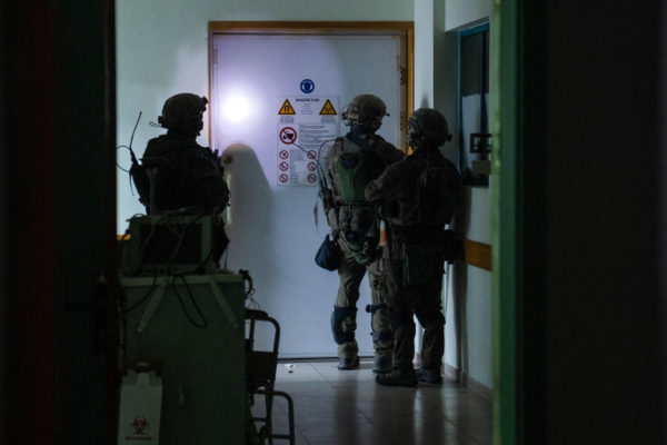 A Sifa kórház orvosa szerint az izraeli katonák „nem találtak semmit”