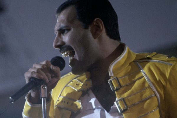 Fény derült a titokra: ezért könyörgött halála előtt barátjának Freddie Mercury