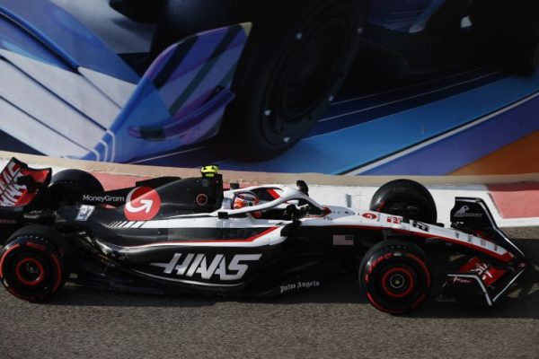 Hülkenberg Q3-as szereplése bizonyítja, hogy befuccsolt a Haas F1-es fejlesztése?