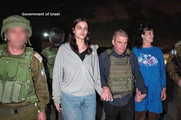 Izraelben a szabaduló túszok fogadására készülnek