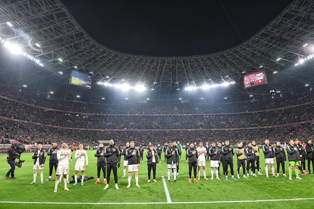 Sport: Képgaléria: Így ünnepelte a magyar csapat és az egész stadion az Eb-részvételt