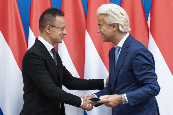 Szijjártó Péter gratulált Geert Wilders holland jobboldali pártvezetőnek
