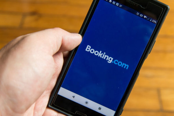 Új regisztrációs rendszert vezetne be az unió az Airbnb és a Booking szigorúbb ellenőrzésére