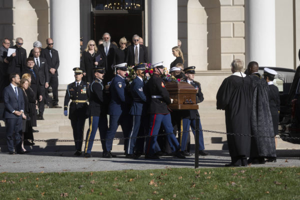 Valamennyi amerikai elnökfeleség részt vett Jimmy Carter feleségének gyász-szertartásán