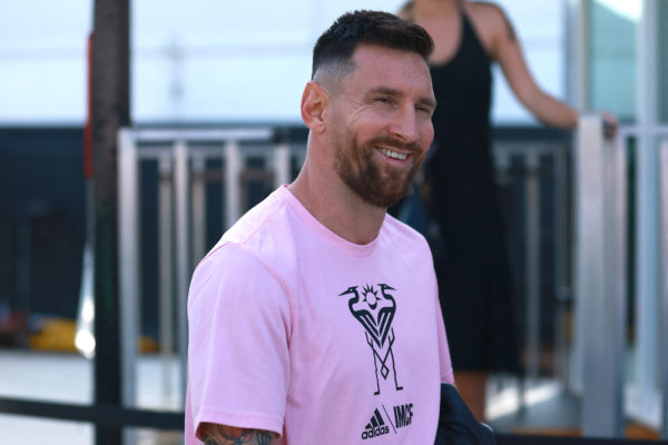 7,8 millió dollárért árverezték el Lionel Messi vb-mezeit