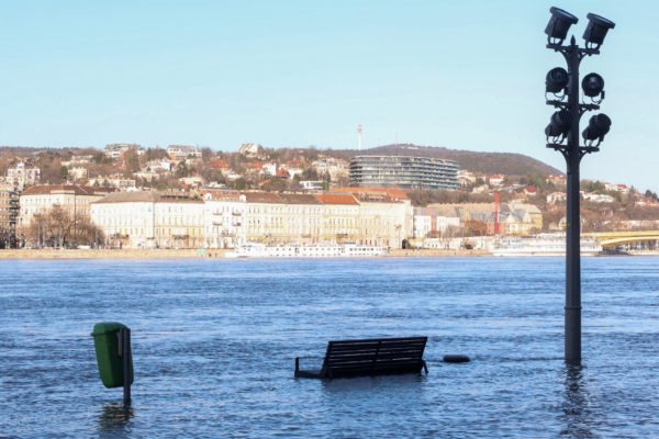 A Duna elárasztotta Budapestet + GALÉRIA