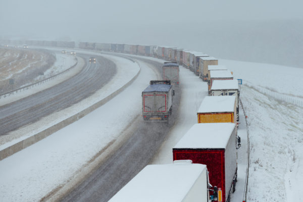 ATV: több mint 1500 kamion rekedt az ukrán–magyar határon