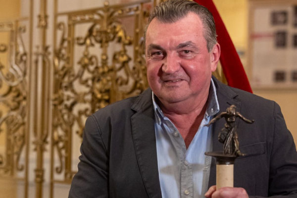 Csankó Zoltán kapta idén a Kaszás Attila-díjat
