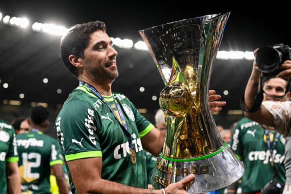 Döntött sikeredzője sorsáról a Palmeiras – HIVATALOS