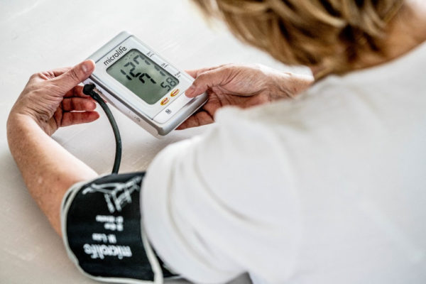 Életet menthet az otthoni vérnyomásmérés