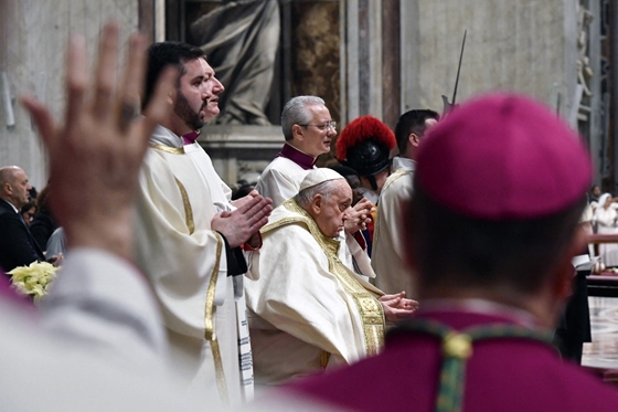 Élet+Stílus: Rómának üzent a pápa: szedje össze magát a következő szentévre