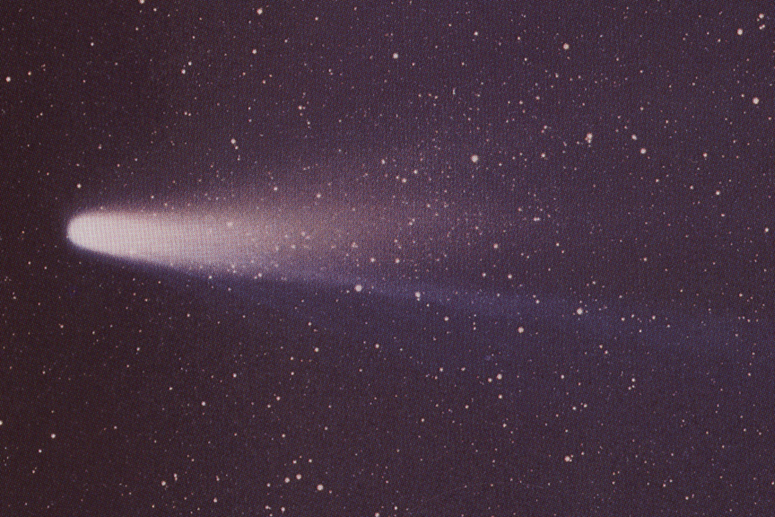Elindult felénk a Halley-üstökös