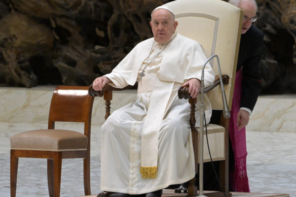 Ferenc pápa: Betlehemben a fegyverek zaja ma sem ad helyet a gyermek Jézusnak