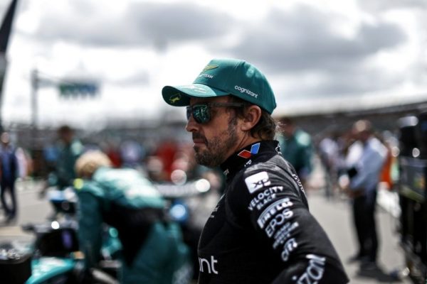 „Fernando azért van az Astonnál, hogy bajnokságokat nyerjen”