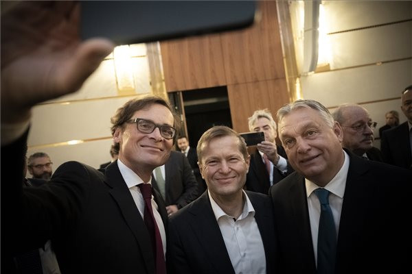 Ilyennek látja Orbán VIktort a Weltwoche