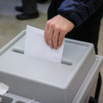 Ma tartják az előrehozott parlamenti választást Szerbiában