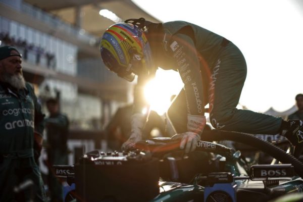 „Most jön a trükkös időszak az Aston számára” – Alonso