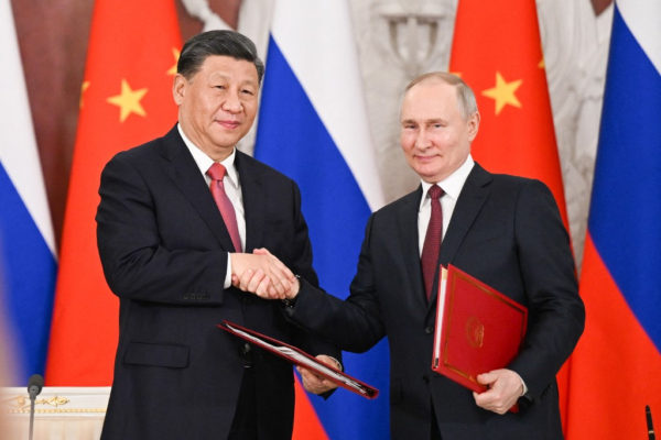 Nikkei Asia: Putyin elárulta Hszi Csin-pingnek, meddig fog tartani a háború
