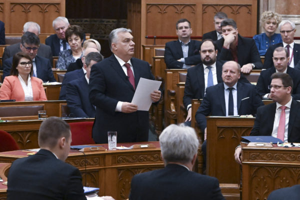 Orbán Viktor: 190 milliárd eurós extra kiadást jelentene a hétéves költségvetésnek Ukrajna felvétele