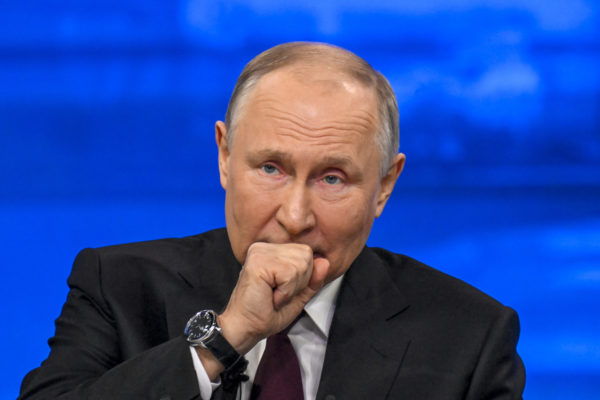 Putyint újra kellett éleszteni, fel akarják osztani Ukrajnát, Brüsszel lefagyott a kínai pofontól