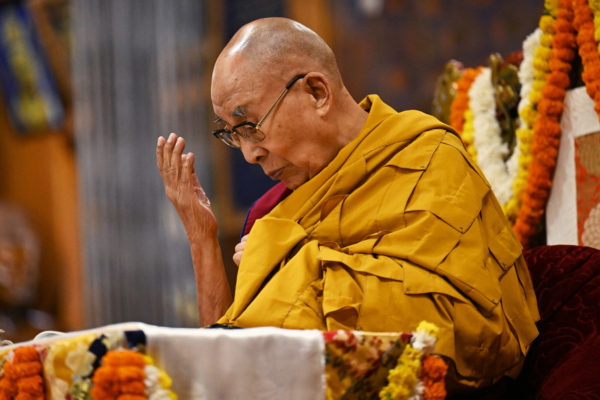 Több együttérzést és belső békére törekvést sürgetett a dalai láma jövőre