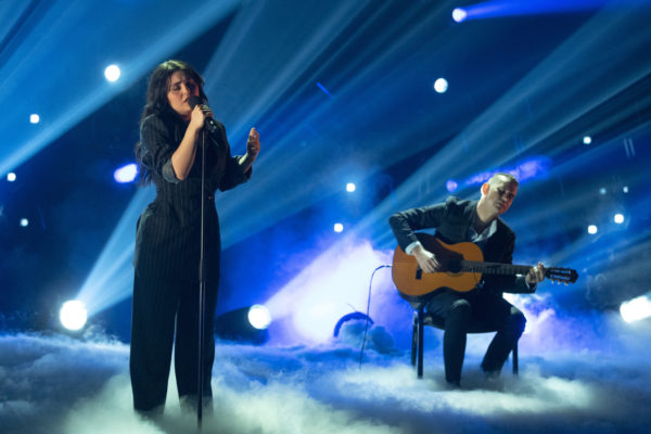 Alessandra, az Eurovízió szupersztárja új dallal jelentkezett