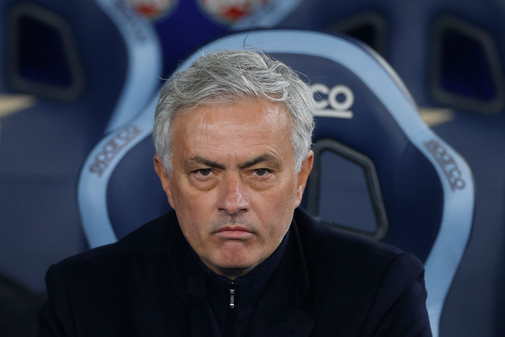 Az újabb vereség után az AS Roma menesztheti Mourinhót – sajtóhír