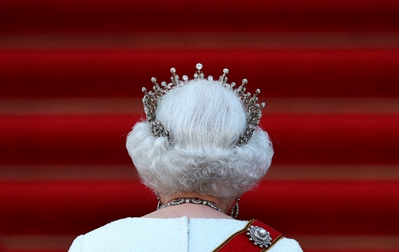 Élet+Stílus: Előkerült egy eddig titkos feljegyzés Erzsébet királynő haláláról
