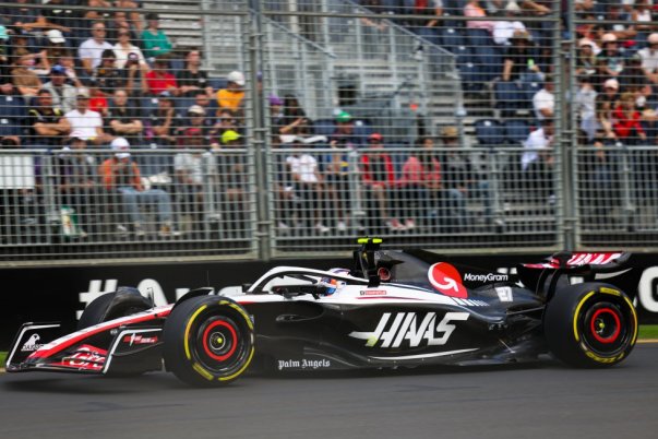 Elsőként mutatja be új F1-es autóját a Haas
