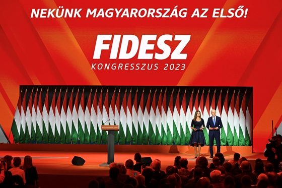 Itthon: Nyomoz a rendőrség a gödöllői Fidesz pornóvideókkal elárasztott Facebook-oldala ügyében