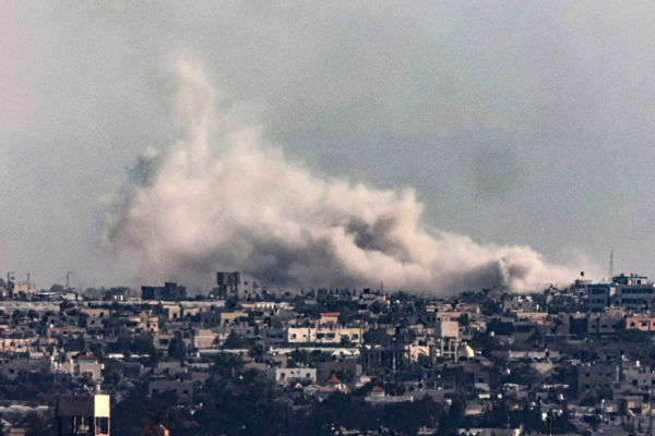 Izrael kiterjesztette a harcokat a Gázai övezet déli részén