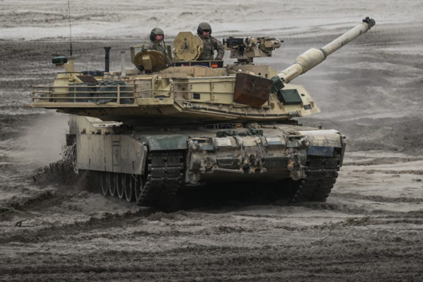 Nincs nyoma a fronton az Abrams harckocsiknak